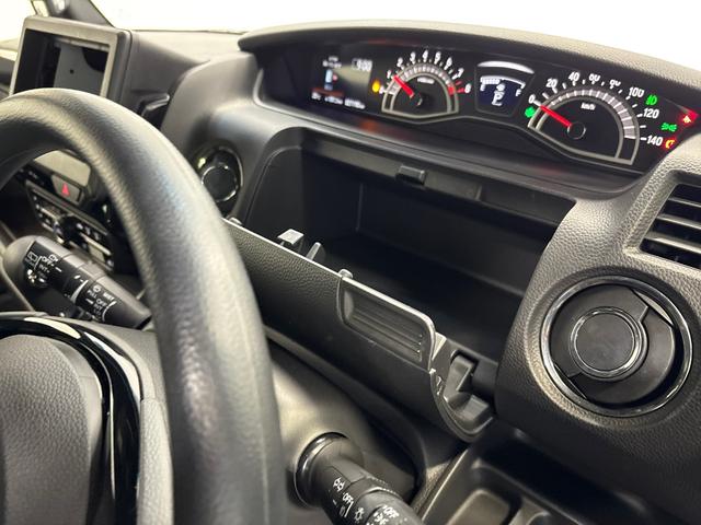 Ｎ－ＢＯＸカスタム Ｌ　オーディオレス　両側電動スライドドア　ＥＴＣ　オートリトラミラー　運転席／助手席シートヒーター　運転席／助手席シートバックテーブル　衝突軽減ブレーキ　誤発進抑制機能　歩行者事故低減ステアリング（34枚目）