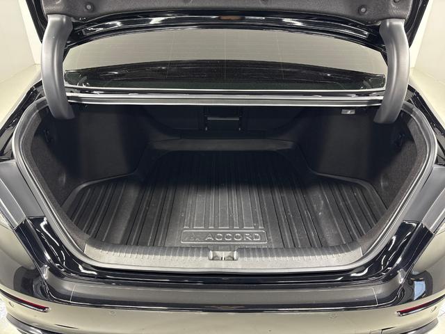 アコード e:HEV Google搭載12.3インチHondaCONNECTディスプレー 前後ドラレコ BOSEプレミアムサウンドシステム LEDアンビエントライト HondaSENSING360 衝突軽減ブレーキ(16枚目)