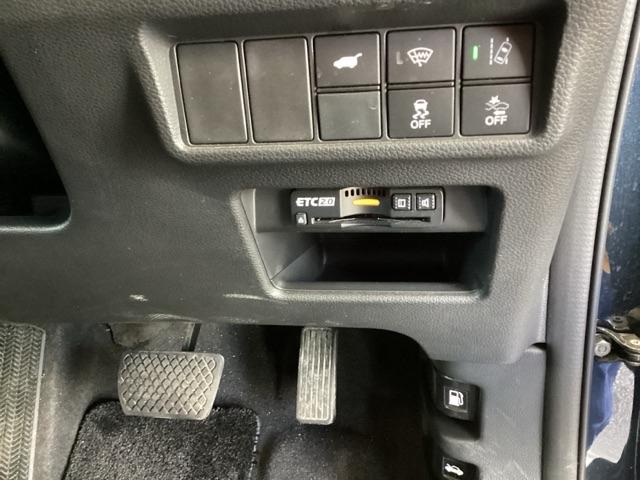 ＥＸ・マスターピース　前席シートヒーター　Ｂカメラ　サンルーフ　インテリＫ　ＬＥＤヘッド　クルーズコントロール　パワーシート　ＥＴＣ車載器　フルセグ　アイドリングストップ　サイドカーテンエアバック(15枚目)