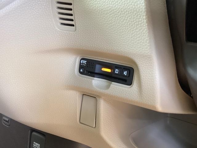 Ｎ－ＢＯＸ Ｇ・Ｌホンダセンシング　純正ナビ　片側電動スライドドア　シートヒター　誤発信抑制　Ｂモニ　ＥＣＯＮモード　横滑り防止装置付　Ａライト　ＬＥＤヘッドライト　スマートキー　イモビ　ＥＴＣ　オ－トエアコン　ＵＳＢ　運転席エアバック（15枚目）