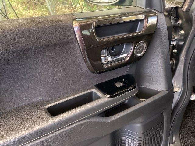 Ｎ－ＢＯＸカスタム Ｇ・Ｌターボホンダセンシング　純正ナビ　フルセグ　リアカメラ　両側ＰＷスライドドア　Ｂモニタ　Ｉストップ　セキュリティー　ＵＳＢ接続　クルーズコントロール　ナビＴＶ　キーレスエントリー　ＶＳＡ　ベンチＳ　ＬＥＤランプ　ターボモデル（37枚目）