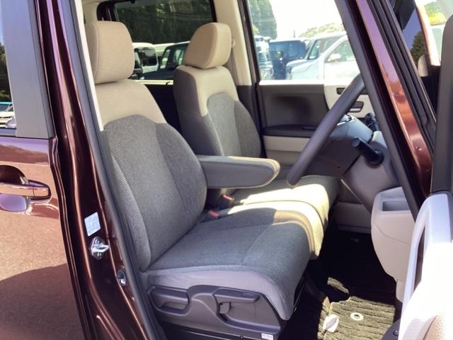 Ｎ－ＢＯＸ Ｇ・Ｌホンダセンシング　メモリーナビ　ＥＴＣ　リアカメラ　レーダブレーキ　Ｓヒータ　Ａストップ　ＥＳＣ　キーフリーシステム　ＬＥＤライト　フルセグ対応　バックＭ　ＴＶナビ　ＵＳＢ　スマートキー　クルコン　両席エアバック（17枚目）