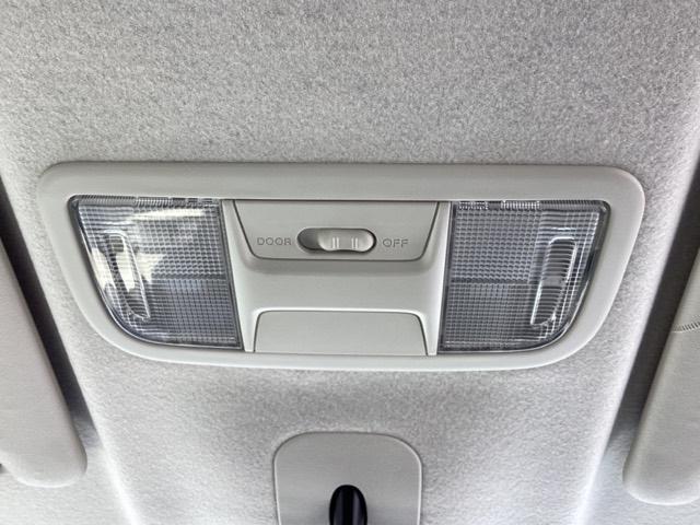 Ｎ－ＢＯＸ Ｇ・Ｌホンダセンシング　メモリーナビ　ＥＴＣ　リアカメラ　レーダブレーキ　Ｓヒータ　Ａストップ　ＥＳＣ　キーフリーシステム　ＬＥＤライト　フルセグ対応　バックＭ　ＴＶナビ　ＵＳＢ　スマートキー　クルコン　両席エアバック（28枚目）