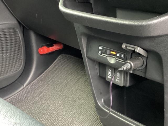 N-WGNカスタム G・Lパッケージ メモリーナビ ETC リアカメラ スマートキー&プッシュスタート ナビTV 記録簿 ベンチシ-ト バックモニター 地デジTV 盗難防止システム クルコン キーレスエントリー WSRS エアロ エアコン(13枚目)