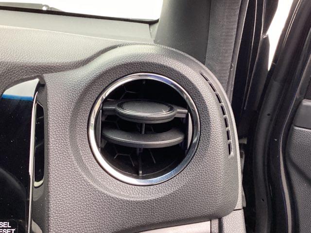 N-WGNカスタム G・Lパッケージ メモリーナビ ETC リアカメラ スマートキー&プッシュスタート ナビTV 記録簿 ベンチシ-ト バックモニター 地デジTV 盗難防止システム クルコン キーレスエントリー WSRS エアロ エアコン(30枚目)