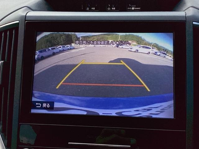 バックモニター付きで、車庫入れやバック時の後方確認をサポート。