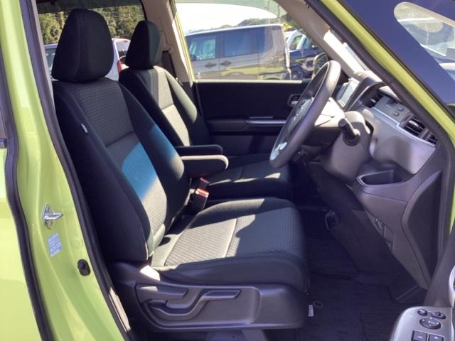 フリード+ハイブリッド ハイブリッドG・ホンダセンシング メモリーナビ ドラレコ ETC 衝突軽減 VSA Rカメラ 地デジ 盗難防止装置 スマ-トキ- サイドエアバッグ LEDヘッド エアバッグ クルーズコントロール パワーステアリング 両席エアバック(17枚目)