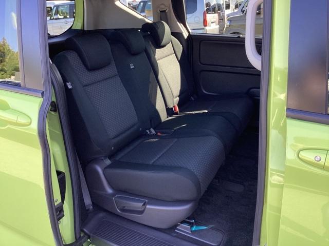 フリード+ハイブリッド ハイブリッドG・ホンダセンシング メモリーナビ ドラレコ ETC 衝突軽減 VSA Rカメラ 地デジ 盗難防止装置 スマ-トキ- サイドエアバッグ LEDヘッド エアバッグ クルーズコントロール パワーステアリング 両席エアバック(18枚目)