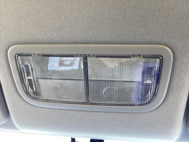 フィットハイブリッド ベースグレード HDDナビ ETC フルセグ 運転席助手席エアバック Cコントロール 記録簿付 パワーウィンドウ DVD再生 イモビライザー AUTOエアコン ABS PS 運転席エアバック ナビTV(26枚目)