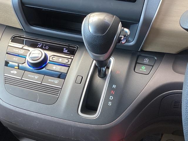 フリード G・ホンダセンシング 純正ナビ 両側電動スライドドア ETC Fセグ 追突被害軽減ブレーキ iストップ Wエアバッグ パワーウィンドウ アクティブクルーズコントロール スマートキ カラーバックモニター VSA エアコン(14枚目)