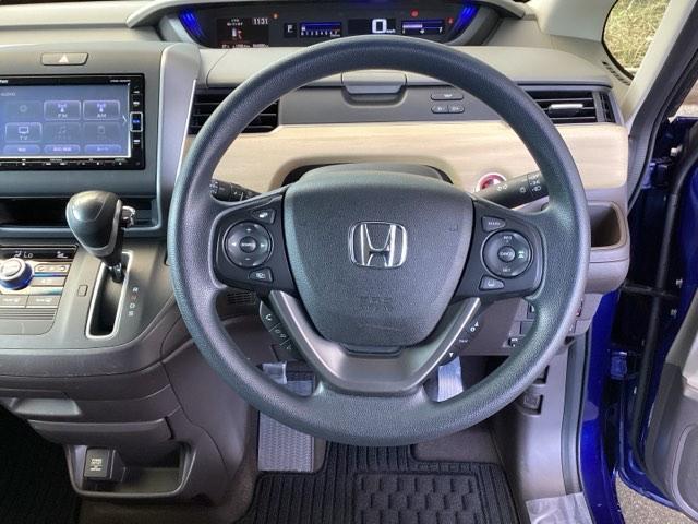 フリード G・ホンダセンシング 純正ナビ 両側電動スライドドア ETC Fセグ 追突被害軽減ブレーキ iストップ Wエアバッグ パワーウィンドウ アクティブクルーズコントロール スマートキ カラーバックモニター VSA エアコン(18枚目)