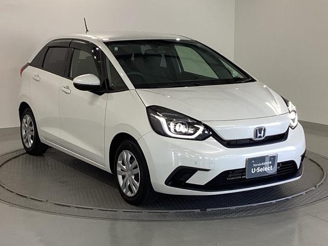 フィット ホーム ディスプレイオーディオ ETC 衝突軽減ブレーキ LEDライト オートライト クリアランスソナー 記録簿付 エアバッグ iストップ スマ-トキ- 盗難防止装置 Wエアバック USBポート DVD(7枚目)