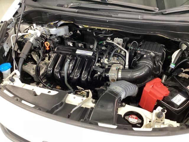 フィット ホーム ディスプレイオーディオ ETC 衝突軽減ブレーキ LEDライト オートライト クリアランスソナー 記録簿付 エアバッグ iストップ スマ-トキ- 盗難防止装置 Wエアバック USBポート DVD(20枚目)