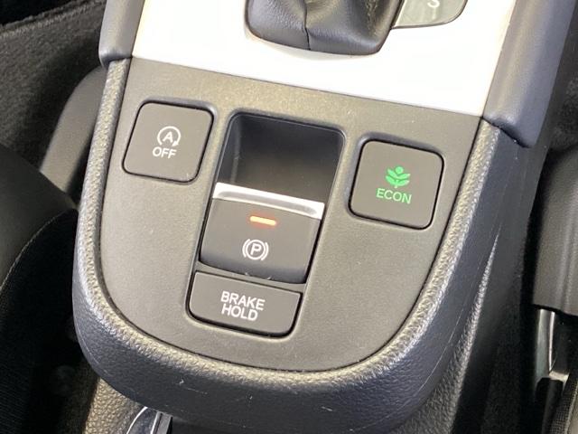 フィット ホーム ディスプレイオーディオ ETC 衝突軽減ブレーキ LEDライト オートライト クリアランスソナー 記録簿付 エアバッグ iストップ スマ-トキ- 盗難防止装置 Wエアバック USBポート DVD(38枚目)