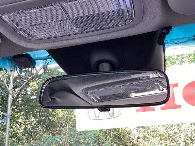 フィット ホーム ディスプレイオーディオ ETC 衝突軽減ブレーキ LEDライト オートライト クリアランスソナー 記録簿付 エアバッグ iストップ スマ-トキ- 盗難防止装置 Wエアバック USBポート DVD(47枚目)