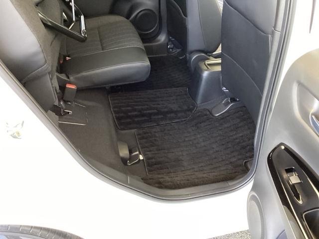 フィット ホーム ディスプレイオーディオ ETC 衝突軽減ブレーキ LEDライト オートライト クリアランスソナー 記録簿付 エアバッグ iストップ スマ-トキ- 盗難防止装置 Wエアバック USBポート DVD(58枚目)