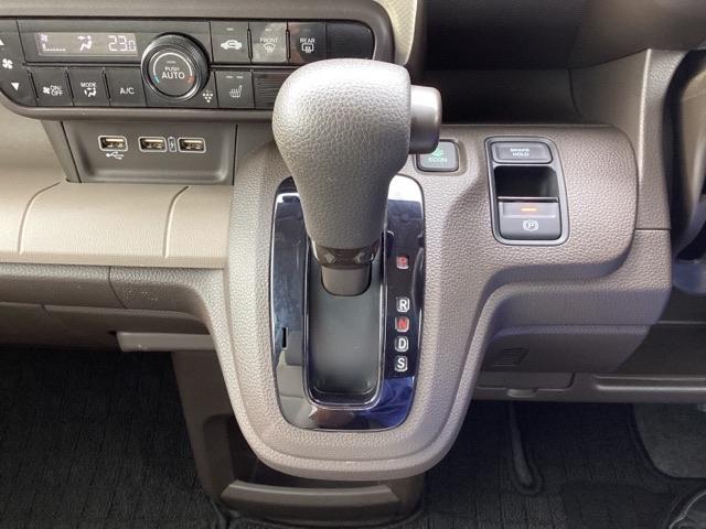 N-WGN L メモリーナビ リアカメラ シートヒーター Pセンサー 誤発進抑制 記録簿 バックカメラ ベンチシート 盗難防止システム ABS スマートキー LEDヘッドライト サイドカーテンエアバック クルコン(14枚目)