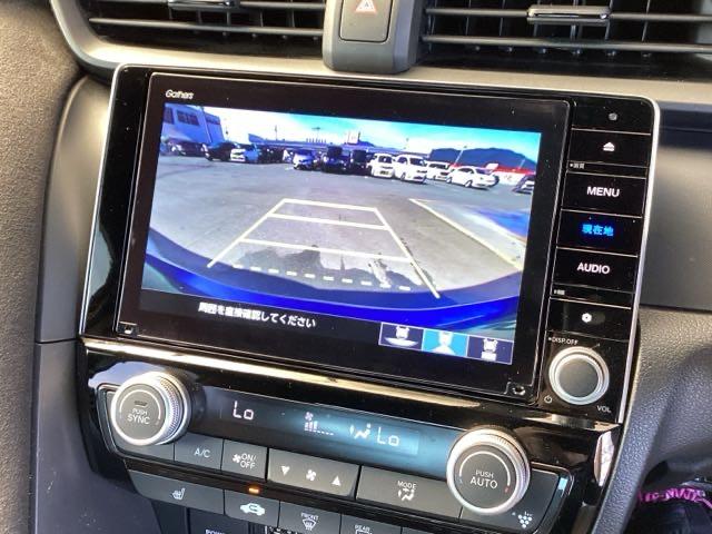 インサイト ＥＸ・ブラックスタイル　純正ナビ　フルセグ　リアカメラ　ＡＡＣ　クルーズコントロール　キーレス　ＬＥＤライト　Ｐセンサー　サイドエアバッグ　ＶＳＡ　シートヒータ　エアバッグ　スマートキー　ＡＢＳ　ドライブレコーダー　ＵＳＢ（12枚目）