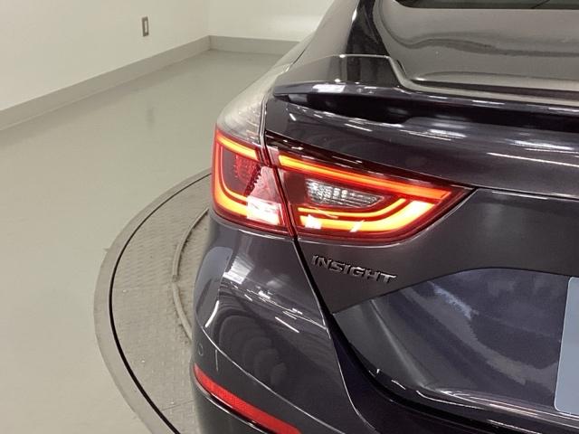 インサイト ＥＸ・ブラックスタイル　純正ナビ　フルセグ　リアカメラ　ＡＡＣ　クルーズコントロール　キーレス　ＬＥＤライト　Ｐセンサー　サイドエアバッグ　ＶＳＡ　シートヒータ　エアバッグ　スマートキー　ＡＢＳ　ドライブレコーダー　ＵＳＢ（33枚目）