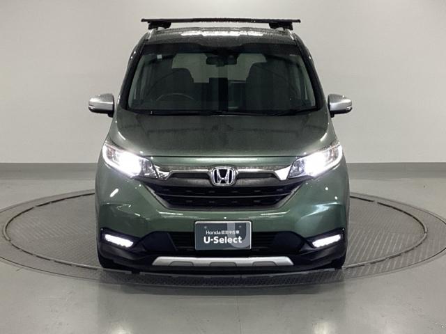 フリード+ハイブリッド ハイブリッド・クロスターホンダセンシング 純正メモリーナビ 両側電動スライドドア バックカメラ ETC 地デジフルセグ 両側電動ドア LEDヘッドライト スマートキー 横滑り防止装置 クルーズコントロール ウォークスルー 整備記録簿 USB(6枚目)