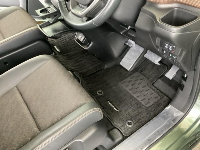 フリード+ハイブリッド ハイブリッド・クロスターホンダセンシング 純正メモリーナビ 両側電動スライドドア バックカメラ ETC 地デジフルセグ 両側電動ドア LEDヘッドライト スマートキー 横滑り防止装置 クルーズコントロール ウォークスルー 整備記録簿 USB(53枚目)