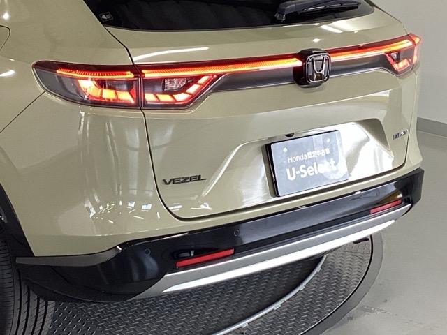 ヴェゼル e:HEVZ 純正メモリーナビ ドラレコ リアカメラ 衝突回避支援ブレーキ機能 スマキ Pトランク フルオートエアコン Dレコ エアバッグ 両席エアバック Rカメ 記録簿付 パワーウィンドウ LEDランプ ソナー(30枚目)