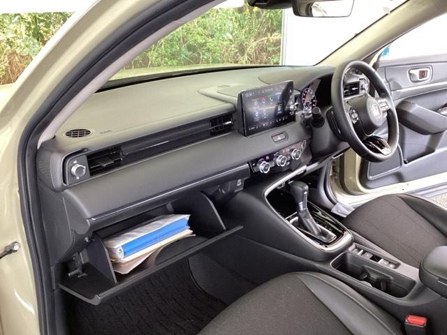 ヴェゼル e:HEVZ 純正メモリーナビ ドラレコ リアカメラ 衝突回避支援ブレーキ機能 スマキ Pトランク フルオートエアコン Dレコ エアバッグ 両席エアバック Rカメ 記録簿付 パワーウィンドウ LEDランプ ソナー(34枚目)