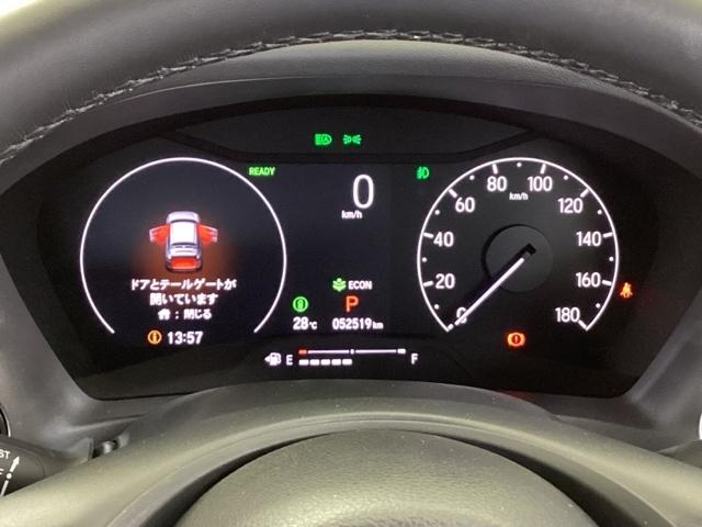 ヴェゼル e:HEVZ 純正メモリーナビ ドラレコ リアカメラ 衝突回避支援ブレーキ機能 スマキ Pトランク フルオートエアコン Dレコ エアバッグ 両席エアバック Rカメ 記録簿付 パワーウィンドウ LEDランプ ソナー(42枚目)