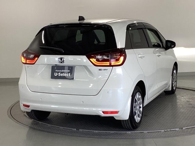 フィット e:HEVホーム 試乗車 メモリーナビ ETC ドラレコ 前後誤発進抑制機能 助手席エアバッグ 運転席エアバッグ アイドリングストップ 禁煙 LEDライト USB接続 バックカメラ ABS サイドエアバッグ DVD再生(9枚目)