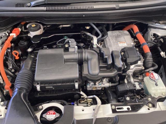 フィット e:HEVホーム 試乗車 メモリーナビ ETC ドラレコ 前後誤発進抑制機能 助手席エアバッグ 運転席エアバッグ アイドリングストップ 禁煙 LEDライト USB接続 バックカメラ ABS サイドエアバッグ DVD再生(23枚目)