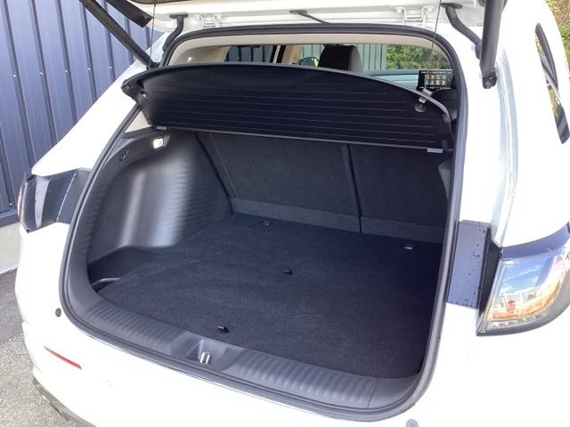 ＺＲ－Ｖ Ｚ　純正メモリナビ　本革パワーシート　ＥＴＣ　Ｄレコ　盗難防止システム　インテリキー　カーテンエアバック　地デジ　ＶＳＡ　Ｂカメラ　クルコン　ＵＳＢ　エアコン　ターボ　本革シ－ト　クリアランスソナー（18枚目）