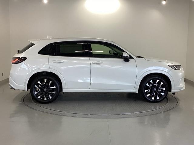 ＺＲ－Ｖ Ｚ　純正メモリナビ　本革パワーシート　ＥＴＣ　Ｄレコ　盗難防止システム　インテリキー　カーテンエアバック　地デジ　ＶＳＡ　Ｂカメラ　クルコン　ＵＳＢ　エアコン　ターボ　本革シ－ト　クリアランスソナー（31枚目）