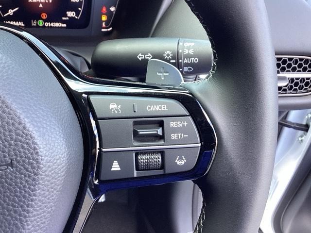 ＺＲ－Ｖ Ｚ　純正メモリナビ　本革パワーシート　ＥＴＣ　Ｄレコ　盗難防止システム　インテリキー　カーテンエアバック　地デジ　ＶＳＡ　Ｂカメラ　クルコン　ＵＳＢ　エアコン　ターボ　本革シ－ト　クリアランスソナー（41枚目）