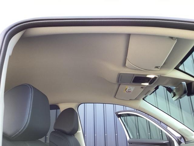 ＺＲ－Ｖ Ｚ　純正メモリナビ　本革パワーシート　ＥＴＣ　Ｄレコ　盗難防止システム　インテリキー　カーテンエアバック　地デジ　ＶＳＡ　Ｂカメラ　クルコン　ＵＳＢ　エアコン　ターボ　本革シ－ト　クリアランスソナー（53枚目）