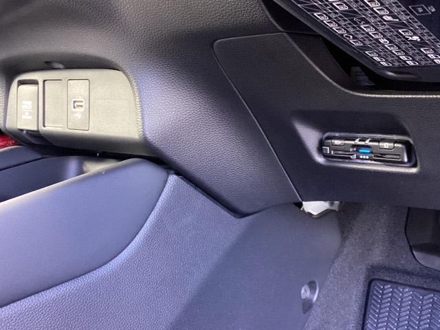 フィット ホーム メモリーナビ ETC リアカメラ 記録簿 衝突軽減 USB接続 AAC 横滑り防止機能 サイドエアバック LEDライト クルーズコントロール パワーウィンドウ スマキー 禁煙車 DVD ナビTV(13枚目)