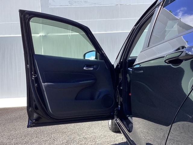 フィット ホーム メモリーナビ ETC リアカメラ 記録簿 衝突軽減 USB接続 AAC 横滑り防止機能 サイドエアバック LEDライト クルーズコントロール パワーウィンドウ スマキー 禁煙車 DVD ナビTV(25枚目)