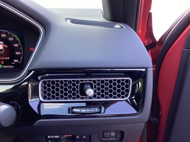 シビック e:HEV メモリーナビ ドラレコ リアカメラ 盗難防止システム クリアランスソナー オートクルーズコントロール 地デジフルセグ 後カメラ USBポート パワーステアリング パワーシート LEDライト エアコン(30枚目)