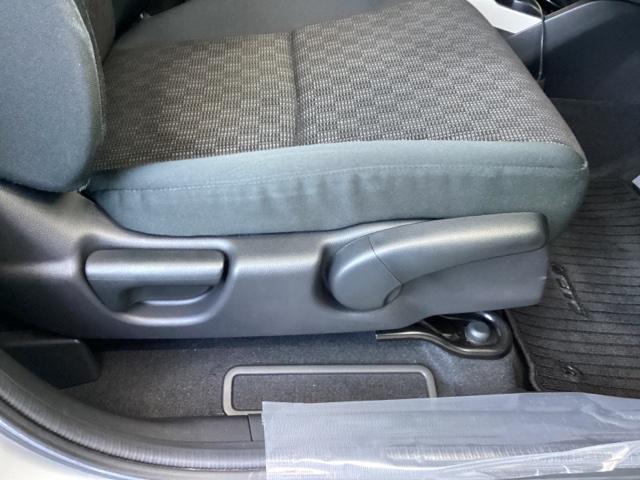 フィット １３Ｇ・Ｆパッケージ　メモリーナビ　ＥＴＣ　イモビ　スマ－トキ－　記録簿有り　ＶＳＡ　助手席エアバッグ　オートエアコン　エアバック　ＰＳ　キ－フリ－　１セグ　ＰＷ　ＡＢＳ　ＴＶナビ　アイドリングＳＴＯＰ（20枚目）