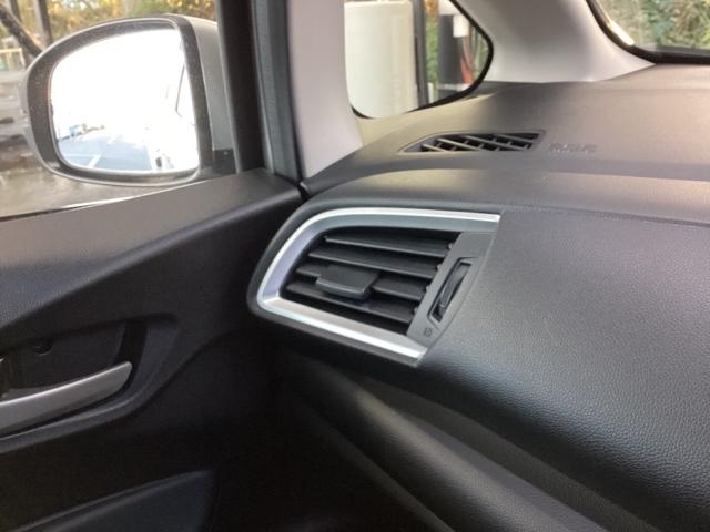 フィット １３Ｇ・Ｆパッケージ　メモリーナビ　ＥＴＣ　イモビ　スマ－トキ－　記録簿有り　ＶＳＡ　助手席エアバッグ　オートエアコン　エアバック　ＰＳ　キ－フリ－　１セグ　ＰＷ　ＡＢＳ　ＴＶナビ　アイドリングＳＴＯＰ（27枚目）