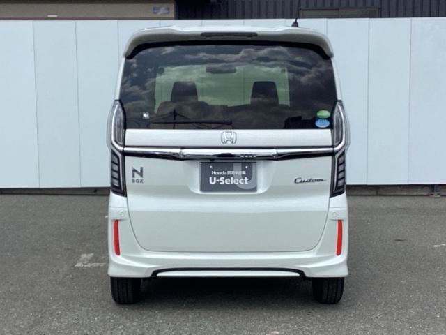 N-BOXカスタム G・Lホンダセンシング 地デジTV 整備記録簿 助手席エアバッグ キーレス アイドリングST セキュリティーアラーム スマ-トキ- リアカメラ ナビTV ETC 前車追従機能 サイドエアバッグ DVD(9枚目)
