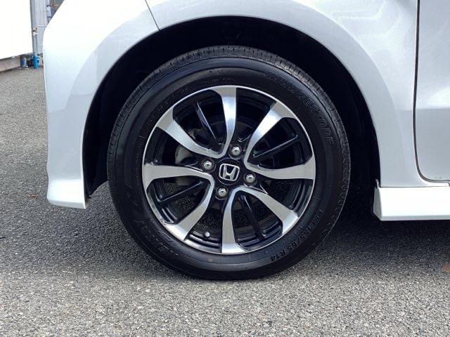 N-BOXカスタム G・Lホンダセンシング 地デジTV 整備記録簿 助手席エアバッグ キーレス アイドリングST セキュリティーアラーム スマ-トキ- リアカメラ ナビTV ETC 前車追従機能 サイドエアバッグ DVD(17枚目)