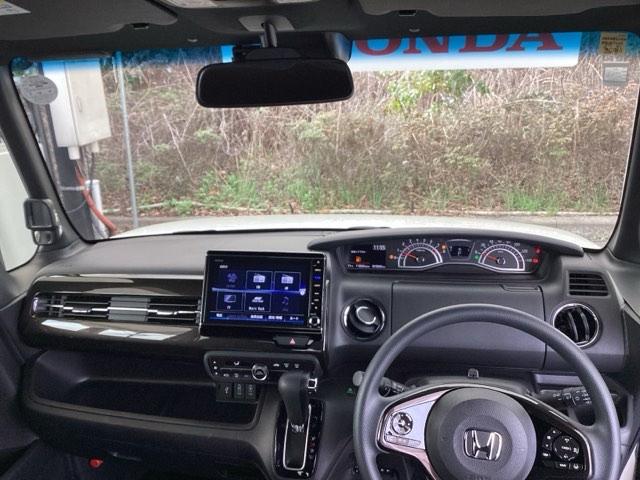 N-BOXカスタム G・Lホンダセンシング 地デジTV 整備記録簿 助手席エアバッグ キーレス アイドリングST セキュリティーアラーム スマ-トキ- リアカメラ ナビTV ETC 前車追従機能 サイドエアバッグ DVD(23枚目)