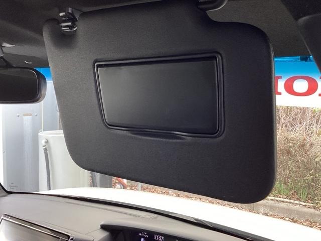 N-BOXカスタム G・Lホンダセンシング 地デジTV 整備記録簿 助手席エアバッグ キーレス アイドリングST セキュリティーアラーム スマ-トキ- リアカメラ ナビTV ETC 前車追従機能 サイドエアバッグ DVD(37枚目)