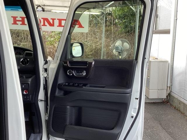 N-BOXカスタム G・Lホンダセンシング 地デジTV 整備記録簿 助手席エアバッグ キーレス アイドリングST セキュリティーアラーム スマ-トキ- リアカメラ ナビTV ETC 前車追従機能 サイドエアバッグ DVD(41枚目)