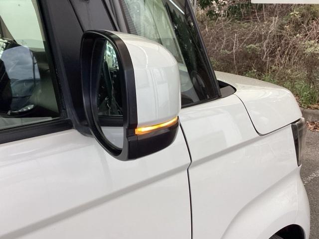 N-BOXカスタム G・Lホンダセンシング 地デジTV 整備記録簿 助手席エアバッグ キーレス アイドリングST セキュリティーアラーム スマ-トキ- リアカメラ ナビTV ETC 前車追従機能 サイドエアバッグ DVD(43枚目)