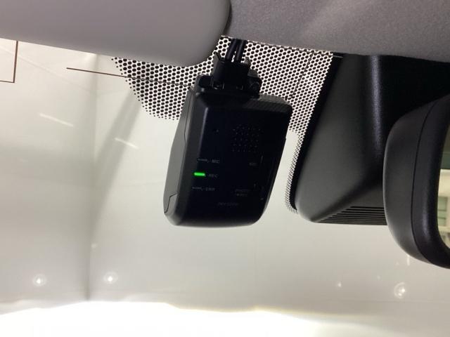 Ｎ－ＯＮＥ オリジナル　試乗車　メモリーナビ　ＥＴＣ　ドラレコ　追突被害軽減ブレーキ　禁煙　オートクルーズコントロール　サイドエアバック　クリアランスソナー　ナビ＆ＴＶ　ＬＥＤライト　ＵＳＢ　ＷＡＢ　Ｂカメラ　セキュリティ（12枚目）