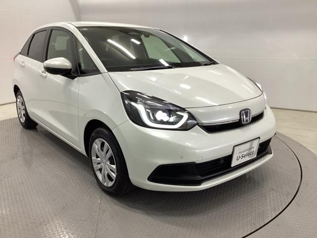 フィット e:HEVホーム 試乗車 メモリーナビ ドラレコ ETC 前後誤発進抑制機能 クリソナ 助手席エアバッグ 運転席エアバッグ アイドリングストップ 禁煙 LEDライト USB接続 バックカメラ ABS サイドエアバッグ(7枚目)