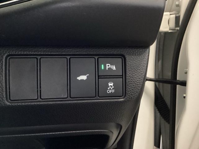 ヴェゼル ｅ：ＨＥＶＺ　試乗車　メモリーナビ　ドラレコ　ＥＴＣ　衝突回避支援ブレーキ機能　スマキ　Ｐトランク　フルオートエアコン　Ｄレコ　エアバッグ　両席エアバック　Ｒカメ　パワーウィンドウ　ＬＥＤランプ　ソナー　クルーズＣ（14枚目）