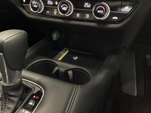 ZR-V Z ドラレコ ナビ Rカメラ ブルートゥース 盗難防止システム インテリキー カーテンエアバック 地デジ VSA クルコン USB エアコン ターボ 本革シ-ト クリアランスソナー LEDヘッドライト(15枚目)