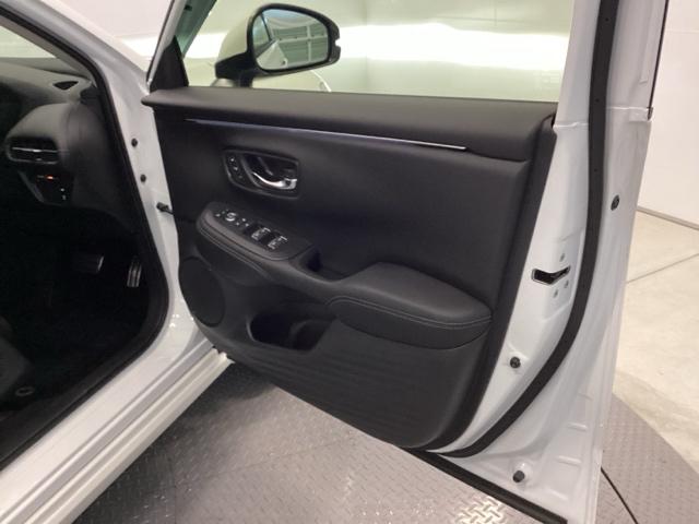 ZR-V Z ドラレコ ナビ Rカメラ ブルートゥース 盗難防止システム インテリキー カーテンエアバック 地デジ VSA クルコン USB エアコン ターボ 本革シ-ト クリアランスソナー LEDヘッドライト(37枚目)